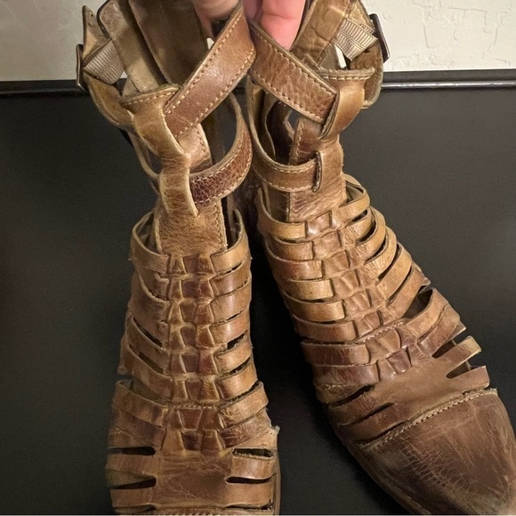 BED|STU Sandals Woven Leather Closed pointy Toe Ankle Buckle Brown booties 7 - Picture 10 of 16